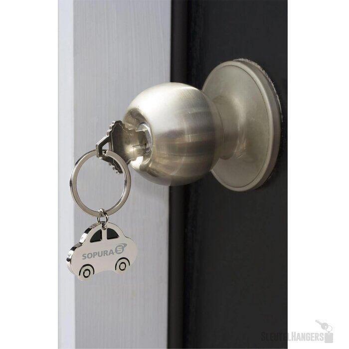 Metalen Sleutelhanger In Autovorm