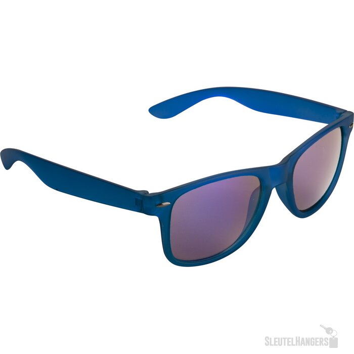 Goedkope Zonnebril Met Metallic Glazen Blauw