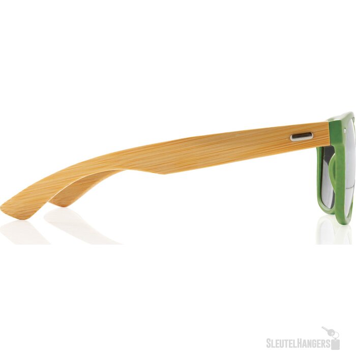 Bamboe en RCS zonnebril van gerecycled plastic groen