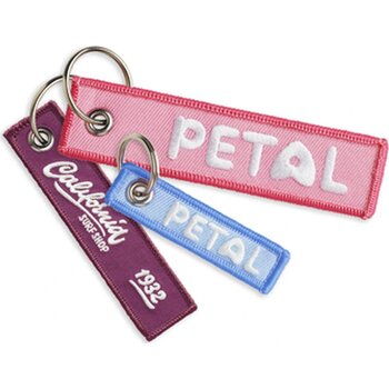 Geborduurde key tag Geborduurde key tag