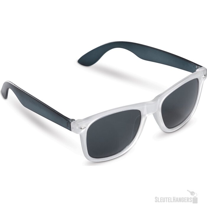 Zonnebril in frosty kleuren Zwart