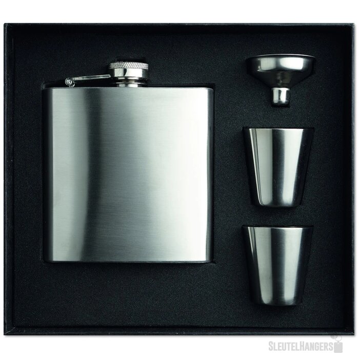 Set met heupfles en bekertjes Zilver