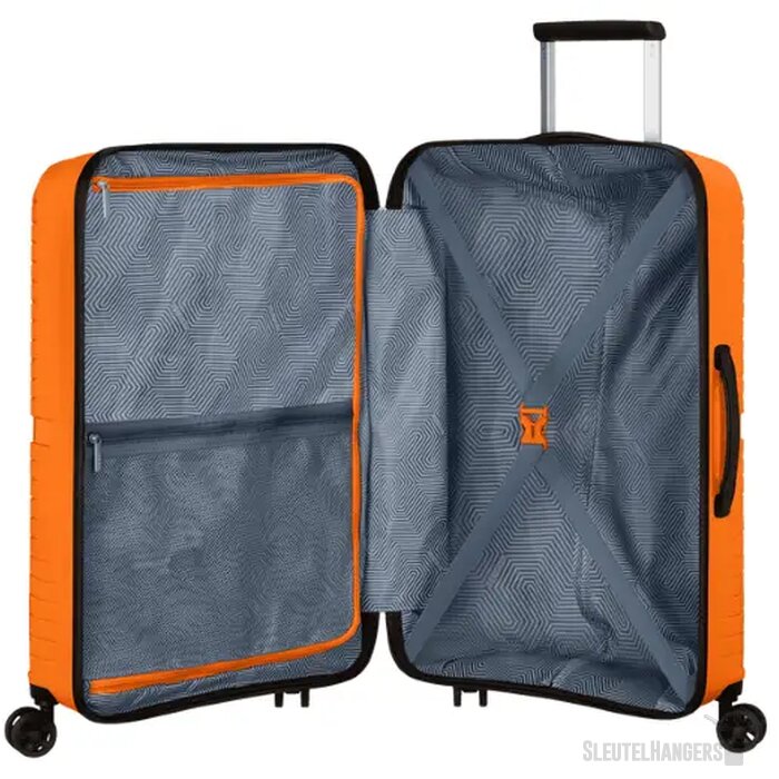 American Tourister Airconic Spinner 67 Mango Orange