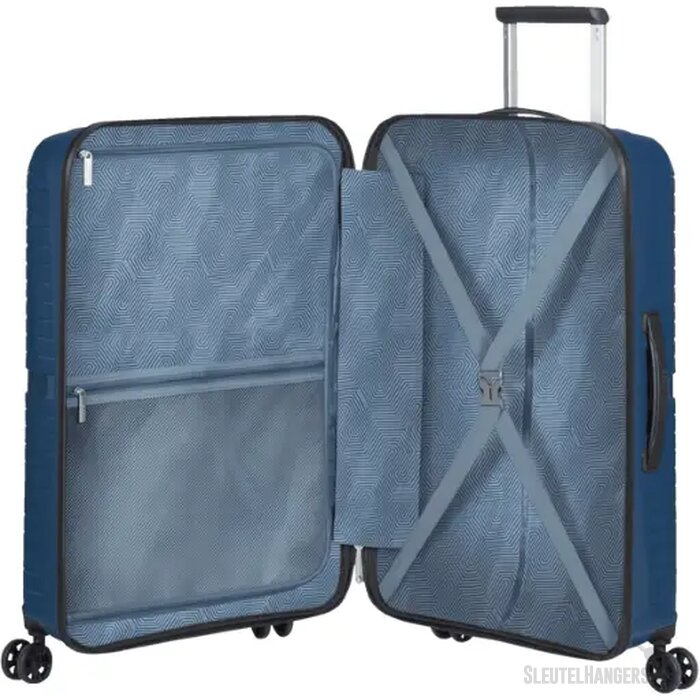 American Tourister Airconic Spinner 67 Midnight Navy