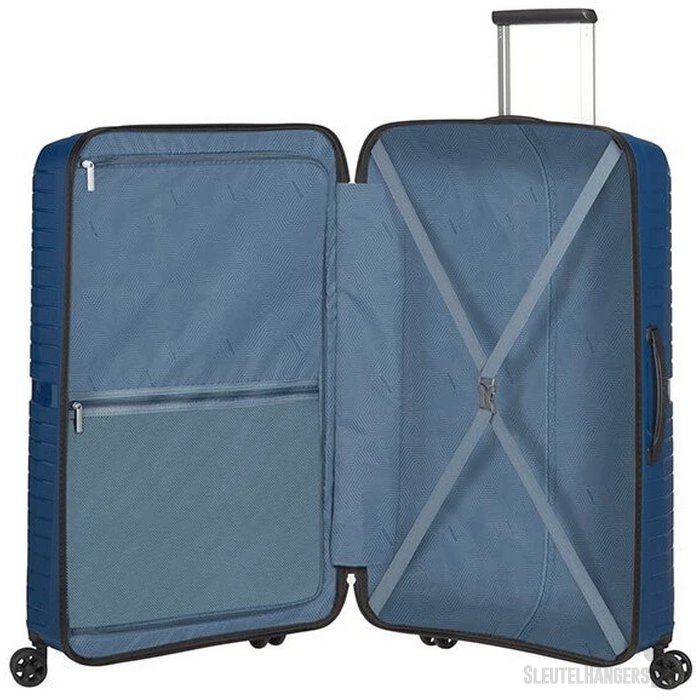 American Tourister Airconic Spinner 77