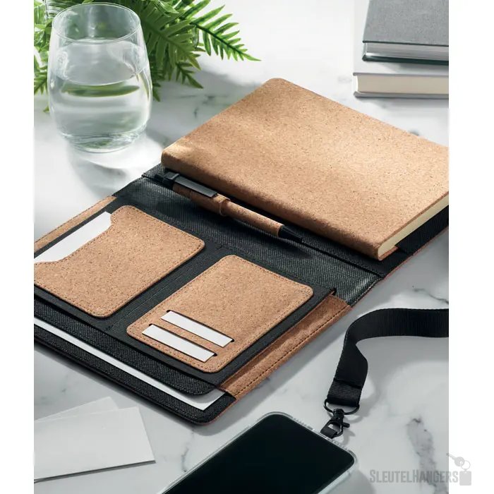 Kurk portfolio met sluitband (A5) Beige
