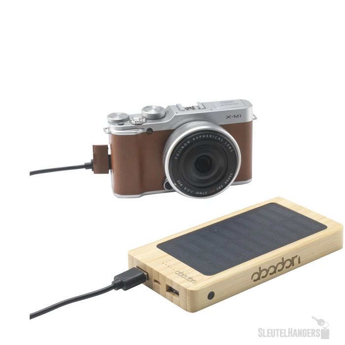 Bamboe solar powerbank (8.000 mAh) Bruin