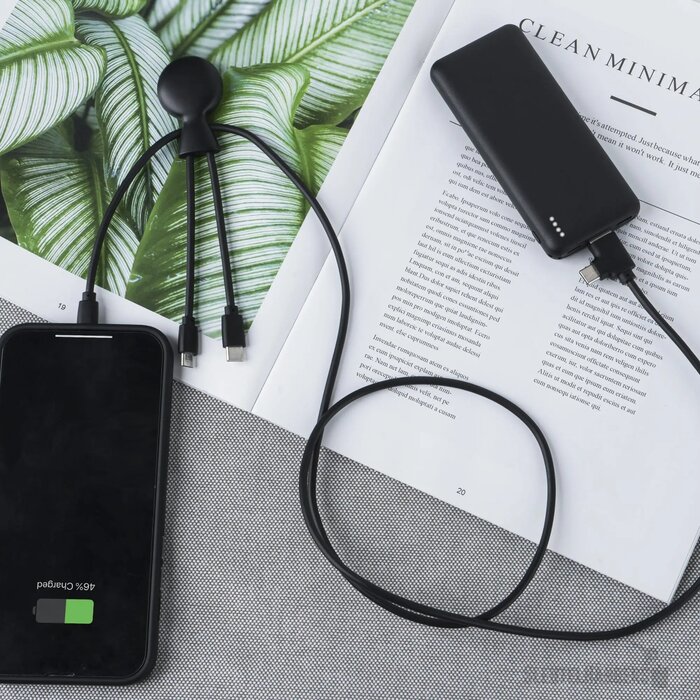 3199 | Xoopar Mr. Bio Powerbank and cable pack 7.000mAh zwart