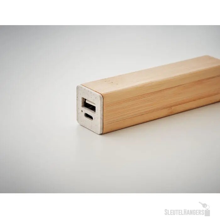 Powerbank 2600 mah Powerbamc hout