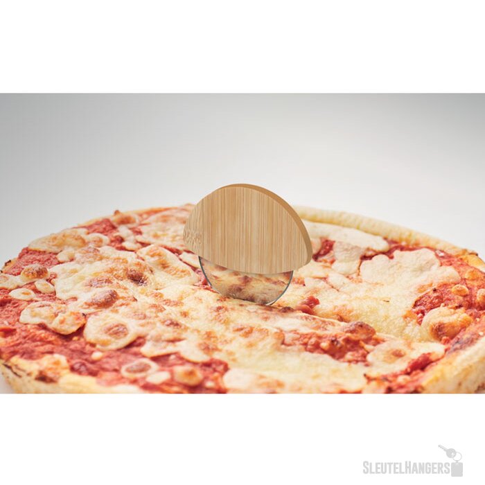 Ronde bamboe pizzasnijder Napol Bruin