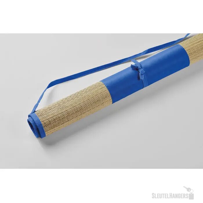 Strandmat van natuurlijk stro Rafia royal blauw