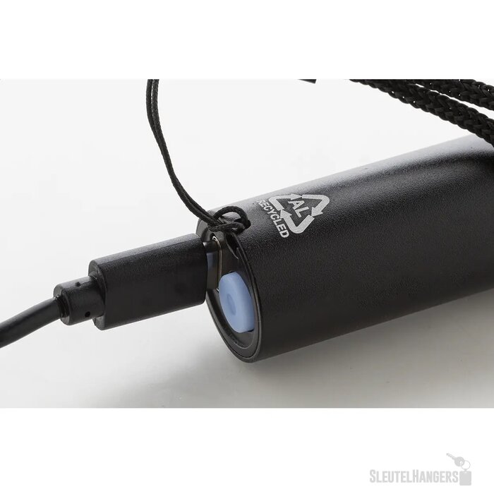 Chargelight Tone Oplaadbare Zaklamp Van Gerecycled Aluminium Zwart