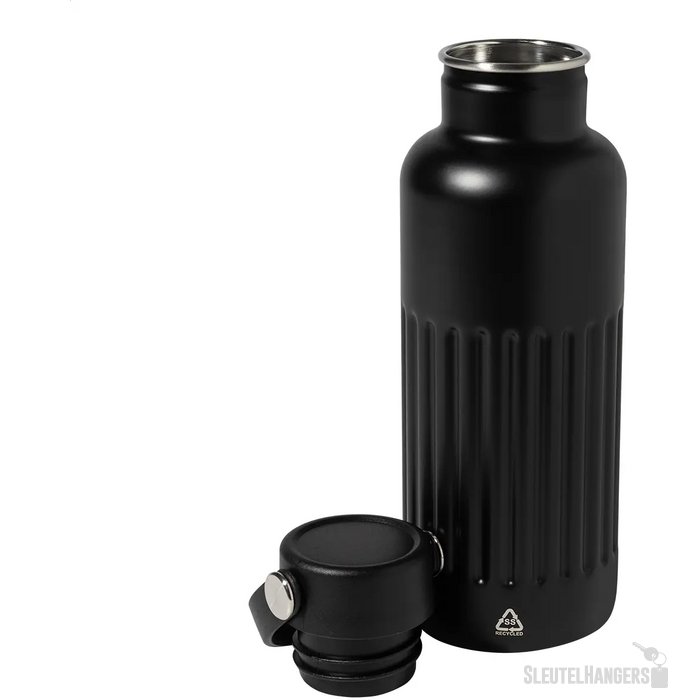 Streaky Go Geïsoleerde Fles Zwart