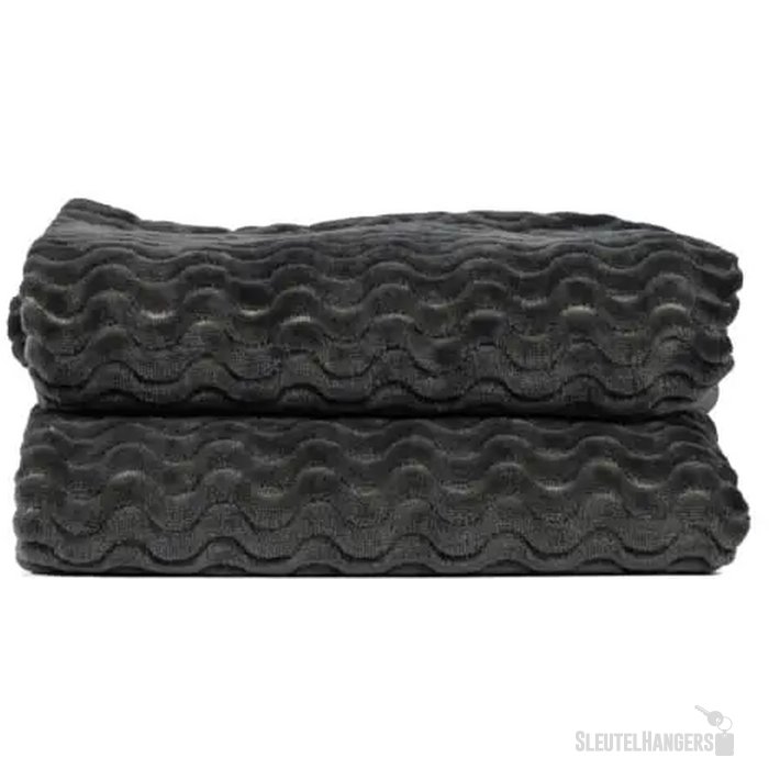 Sagaform Agnes fleece deken 130x170 cm donker grijs