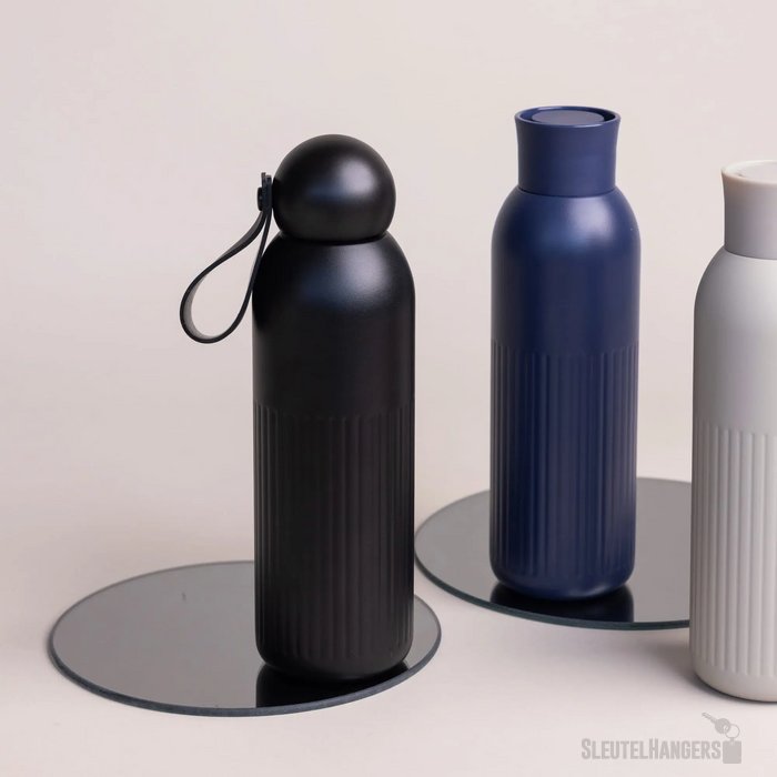 Sagaform Tekla gerecycled stalen fles Zwart